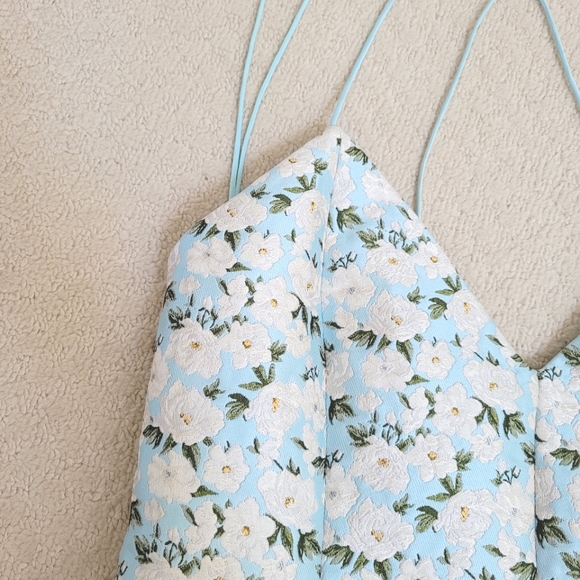 ALICE + OLVIA Tayla Floral Structured Sleeveless Mini Dress - Picture 7 of 12